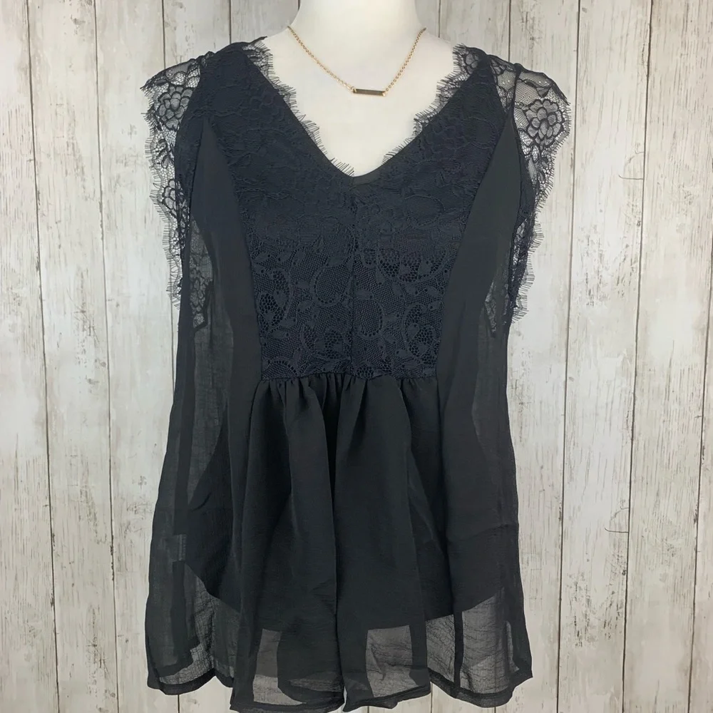 🔥A DREAM🔥BLACK LACE TANK TOP WITH CAMI S/M/L/XL NWT - Picture 2 of 6